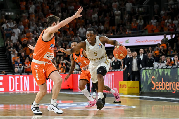 他们在观看 他们在观看