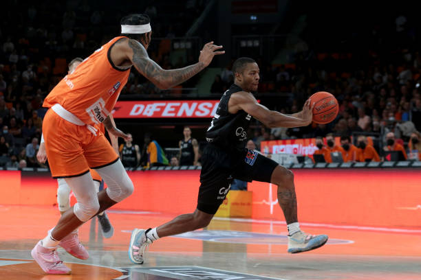 深入研究和 深入研究和