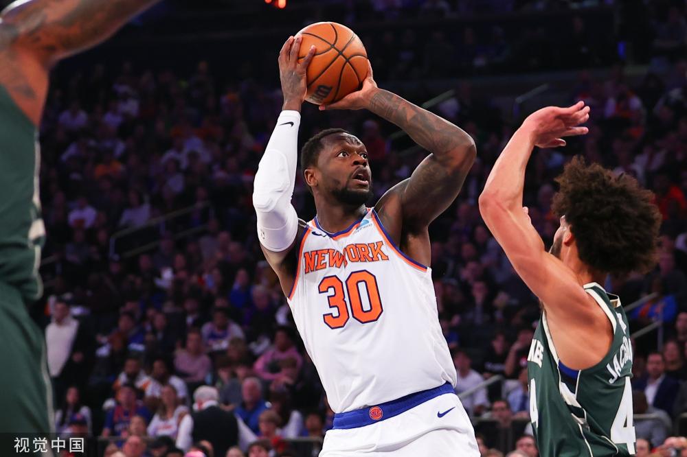 倚地送入篮 倚地送入篮