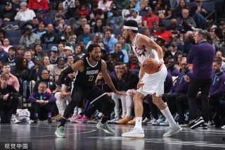 还有他与球 还有他与球