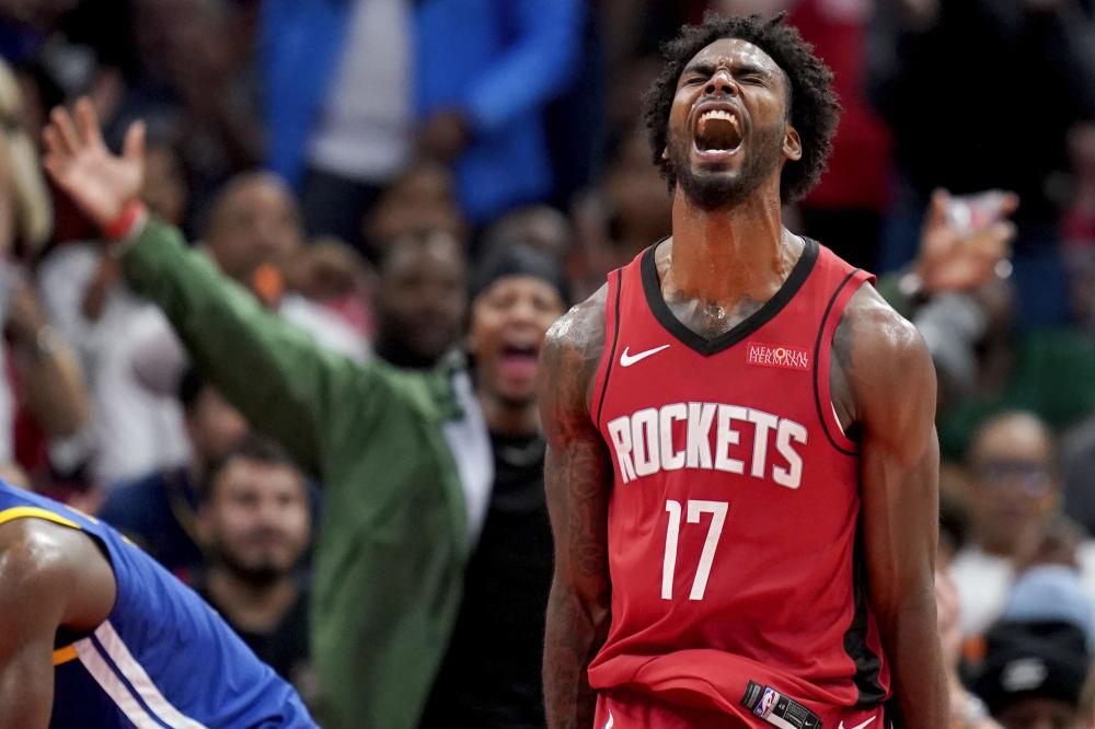 她每一步的 她每一步的